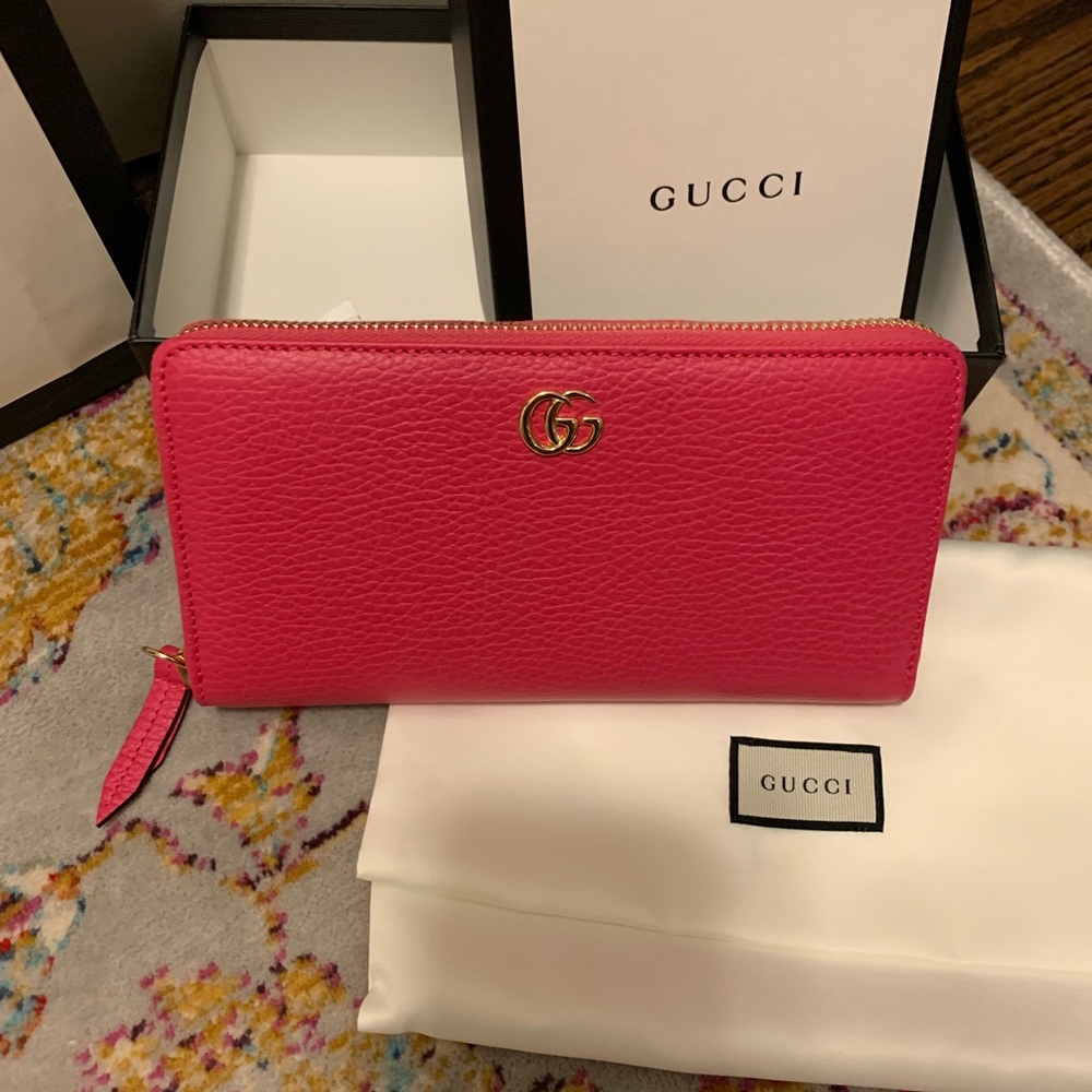 New Gucci Pink Long Wallet Continental Leather GG